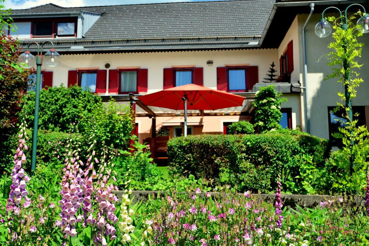 Hotel Gasthaus-Gostisce-Trattoria Ogris Ludmannsdorf Exteriér fotografie